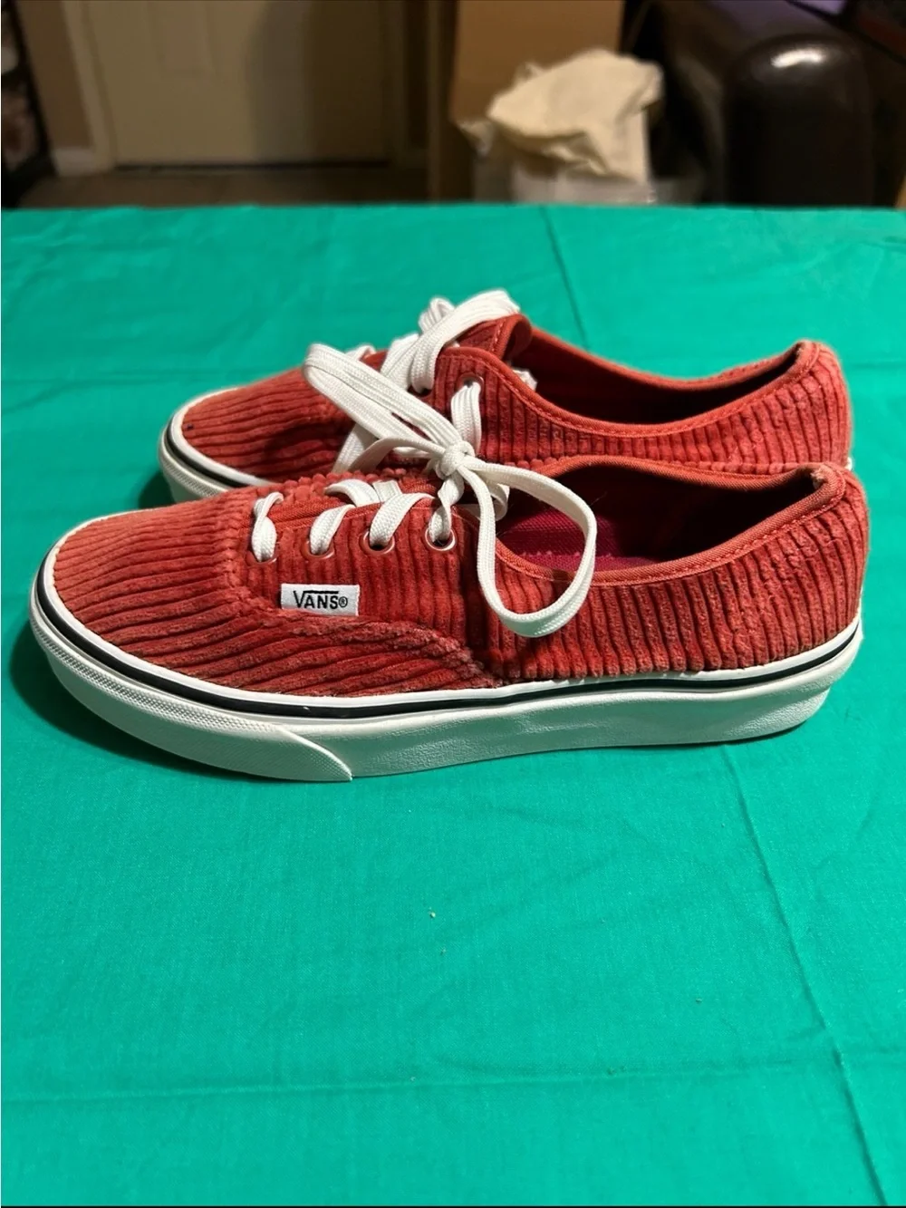 Vans Kids Corduroy Lace-Up Sneakers in Rust Red